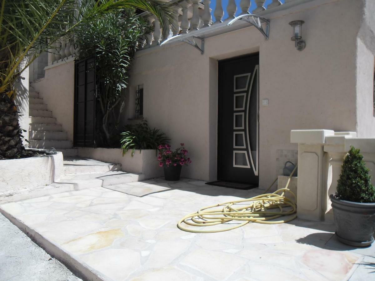 Charmante Villa A 15 Min De Nice Avec Piscine Blausasc Luaran gambar